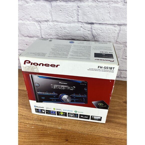 Pioneer FH-S51BT Bluetooth CD Player iPhone Android Pandora AM FM USB Aux 4Ch 2v - Picture 2 of 9